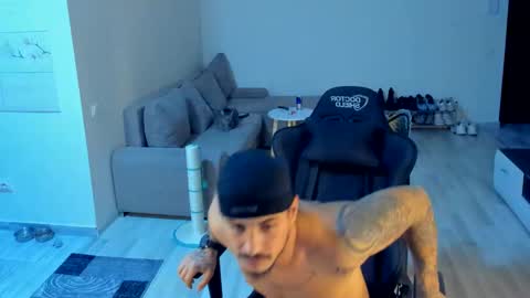 Snapshot of jonnyporn1 chatting on November 2, 2025, 9:17 pm jonnyporn1 online show from November 2, 2025, 9:17 pm