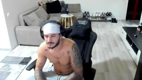 jonnyporn1 online show from January 12, 2026, 8:03 pm