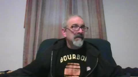 Snapshot of jony_five chatting on March 12, 2025, 9:35 pm Jon online show from March 12, 2025, 9:35 pm