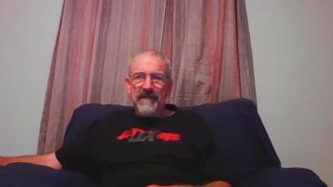 Snapshot of jony_five chatting on September 24, 2025, 12:25 am Jon online show from September 24, 2025, 12:25 am
