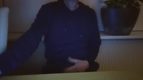 Snapshot of jop55 chatting on December 26, 2024, 7:05 pm Jop55 online show from December 26, 2024, 7:05 pm