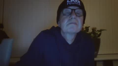 Snapshot of jop55 chatting on February 17, 2025, 9:19 pm Jop55 online show from February 17, 2025, 9:19 pm