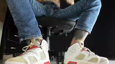 Snapshot of jordan33blake chatting on January 24, 2025, 3:55 pm jordan33blake online show from January 24, 2025, 3:55 pm