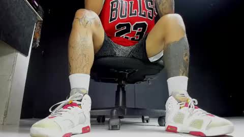 Snapshot of jordan33blake chatting on February 11, 2025, 12:27 pm jordan33blake online show from February 11, 2025, 12:27 pm