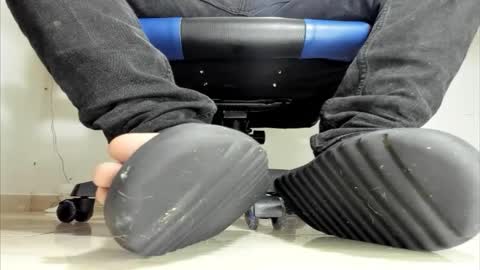 Snapshot of jordan33blake chatting on November 17, 2025, 1:00 am jordan33blake online show from November 17, 2025, 1:00 am