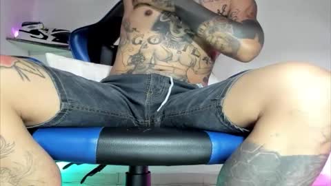 Snapshot of jordan33blake chatting on November 30, 2025, 3:49 pm jordan33blake online show from November 30, 2025, 3:49 pm