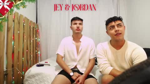 Snapshot of jordanhiltton__ chatting on December 13, 2024, 8:51 am jordanhiltton__ online show from December 13, 2024, 8:51 am