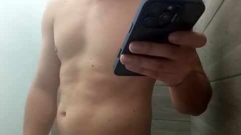 jorgelatino1919 online show from February 22, 2026, 2:59 pm