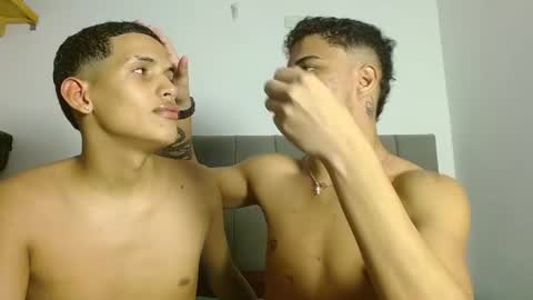 Snapshot of jose_and_daniel chatting on July 1, 2026, 4:47 am JOSE AND DANIEL online show from July 1, 2026, 4:47 am