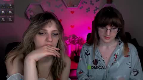 jose_fairy online show from October 19, 2025, 8:59 am