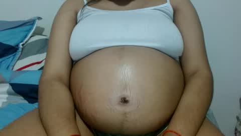 Snapshot of jose_ruiz1 chatting on February 17, 2025, 8:04 pm jose y carolina online show from February 17, 2025, 8:04 pm