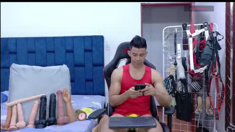 jose_rumbero91 online show from May 7, 2026, 2:06 am