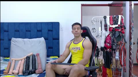 jose_rumbero91 online show from May 21, 2026, 1:40 pm