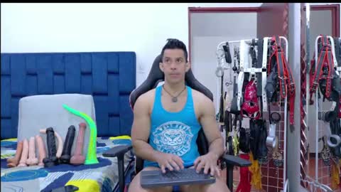 jose_rumbero91 online show from July 17, 2026, 11:50 am