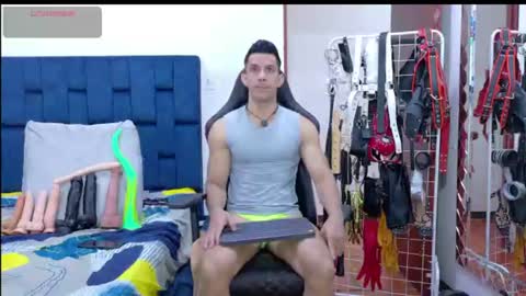 jose_rumbero91 online show from July 22, 2026, 12:30 pm