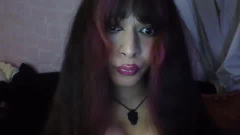 Josefa Lasumi  online show from June 5, 2026, 9:37 am