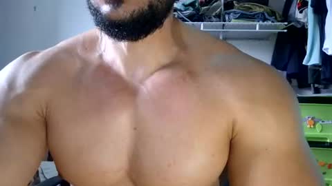 josefit06 online show from June 16, 2026, 4:31 pm