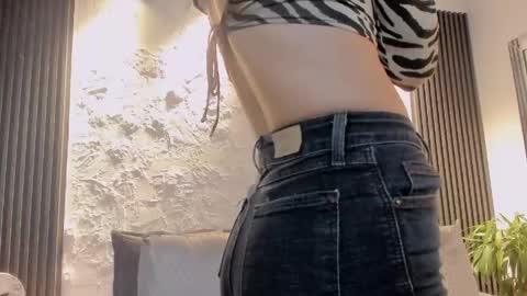 joselin online show from June 8, 2026, 1:22 pm