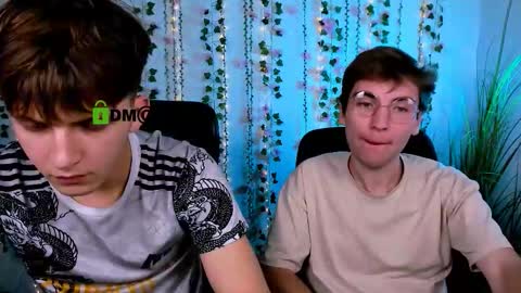 joseph_bear_ online show from October 12, 2025, 7:24 pm