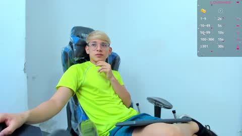 JOSEPH BROWN online show from December 22, 2024, 4:17 pm