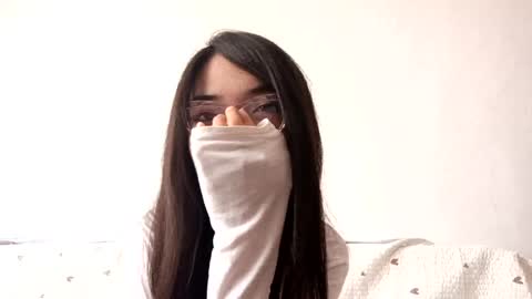 Snapshot of josephinepantle chatting on May 7, 2026, 10:20 am Kama online show from May 7, 2026, 10:20 am
