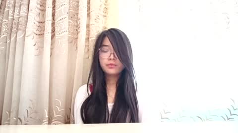 Snapshot of josephinepantle chatting on May 14, 2026, 10:44 am Kama online show from May 14, 2026, 10:44 am