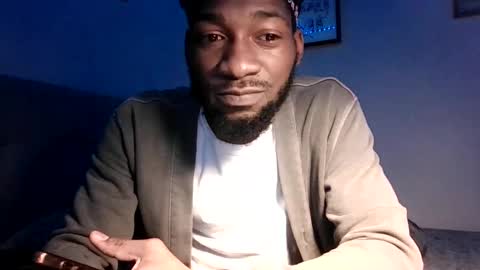 Snapshot of josephlongwat29 chatting on April 14, 2026, 5:24 am josephlongwat29 online show from April 14, 2026, 5:24 am