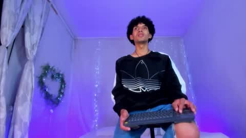 Snapshot of josesweet_ chatting on November 11, 2025, 8:03 am Jose online show from November 11, 2025, 8:03 am