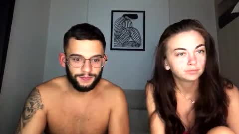 josh_xo online show from September 9, 2025, 6:29 pm