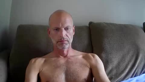 joshking2017 online show from May 26, 2026, 9:22 pm
