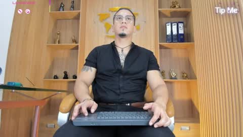 joshmiller___ online show from June 1, 2026, 7:26 pm