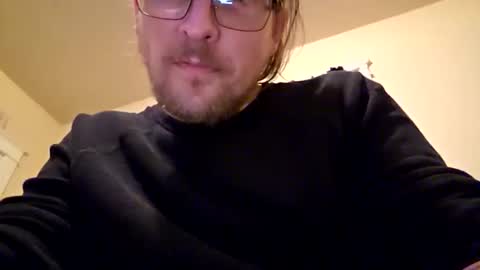 Snapshot of joshua2385 chatting on March 3, 2026, 4:51 am joshua2385 online show from March 3, 2026, 4:51 am