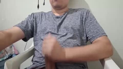 Snapshot of josq121 chatting on January 24, 2025, 8:02 am josq121 online show from January 24, 2025, 8:02 am