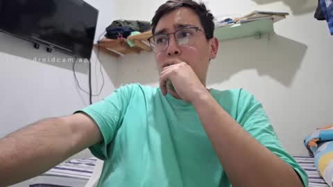 Snapshot of josq121 chatting on January 26, 2025, 6:28 am josq121 online show from January 26, 2025, 6:28 am