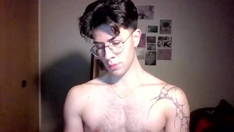 Snapshot of jotarojas1 chatting on December 9, 2024, 4:01 am jotarojas1 online show from December 9, 2024, 4:01 am