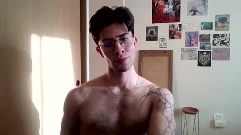 Snapshot of jotarojas1 chatting on December 9, 2024, 10:20 pm jotarojas1 online show from December 9, 2024, 10:20 pm