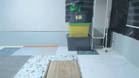 Snapshot of jove_thefoxgirl chatting on June 14, 2026, 5:15 pm lyn online show from June 14, 2026, 5:15 pm