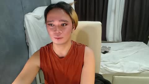 jovehxx online show from June 20, 2026, 10:40 am