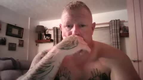 Snapshot of jp_sparky chatting on September 18, 2025, 9:39 pm jp_sparky online show from September 18, 2025, 9:39 pm