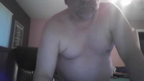Snapshot of jpetz6953m chatting on February 14, 2026, 11:01 pm jpetz6953m online show from February 14, 2026, 11:01 pm