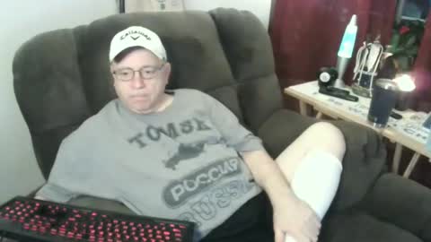 jpmel99 online show from January 4, 2025, 11:27 pm