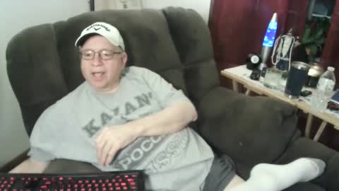 jpmel99 online show from January 12, 2025, 4:31 am