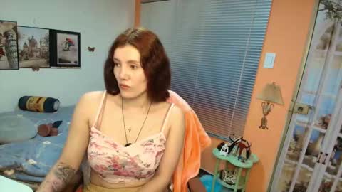 Camila Buitrago online show from October 11, 2025, 2:15 pm