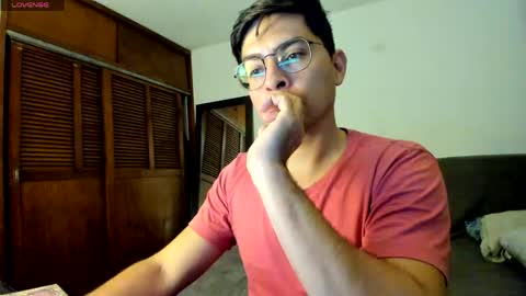 Snapshot of jriizh chatting on June 8, 2026, 2:01 am Cristian- tellme Criis online show from June 8, 2026, 2:01 am