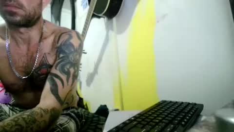 jrizzle1111 online show from January 27, 2025, 8:29 am