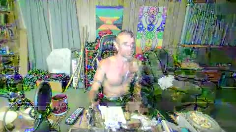 jrizzle1111 online show from October 3, 2025, 4:42 am