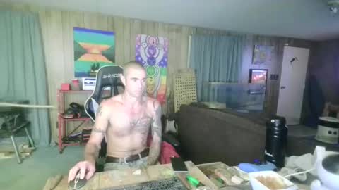 jrizzle1111 online show from November 3, 2025, 9:43 am