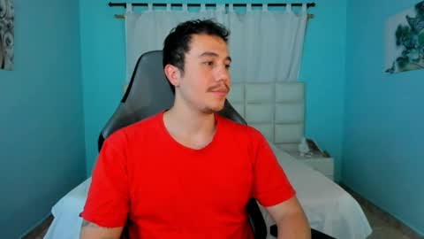 Snapshot of juan__jimenez chatting on April 7, 2026, 10:20 pm Juan online show from April 7, 2026, 10:20 pm