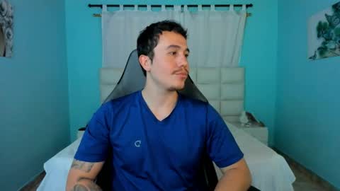 Snapshot of juan__jimenez chatting on April 8, 2026, 10:10 pm Juan online show from April 8, 2026, 10:10 pm