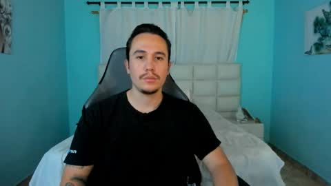 Snapshot of juan__jimenez chatting on April 18, 2026, 10:54 pm Juan online show from April 18, 2026, 10:54 pm